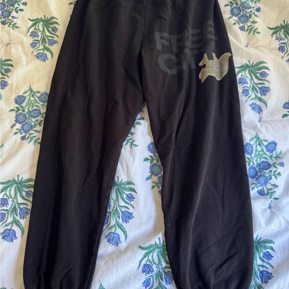 Freecity Black Joggers